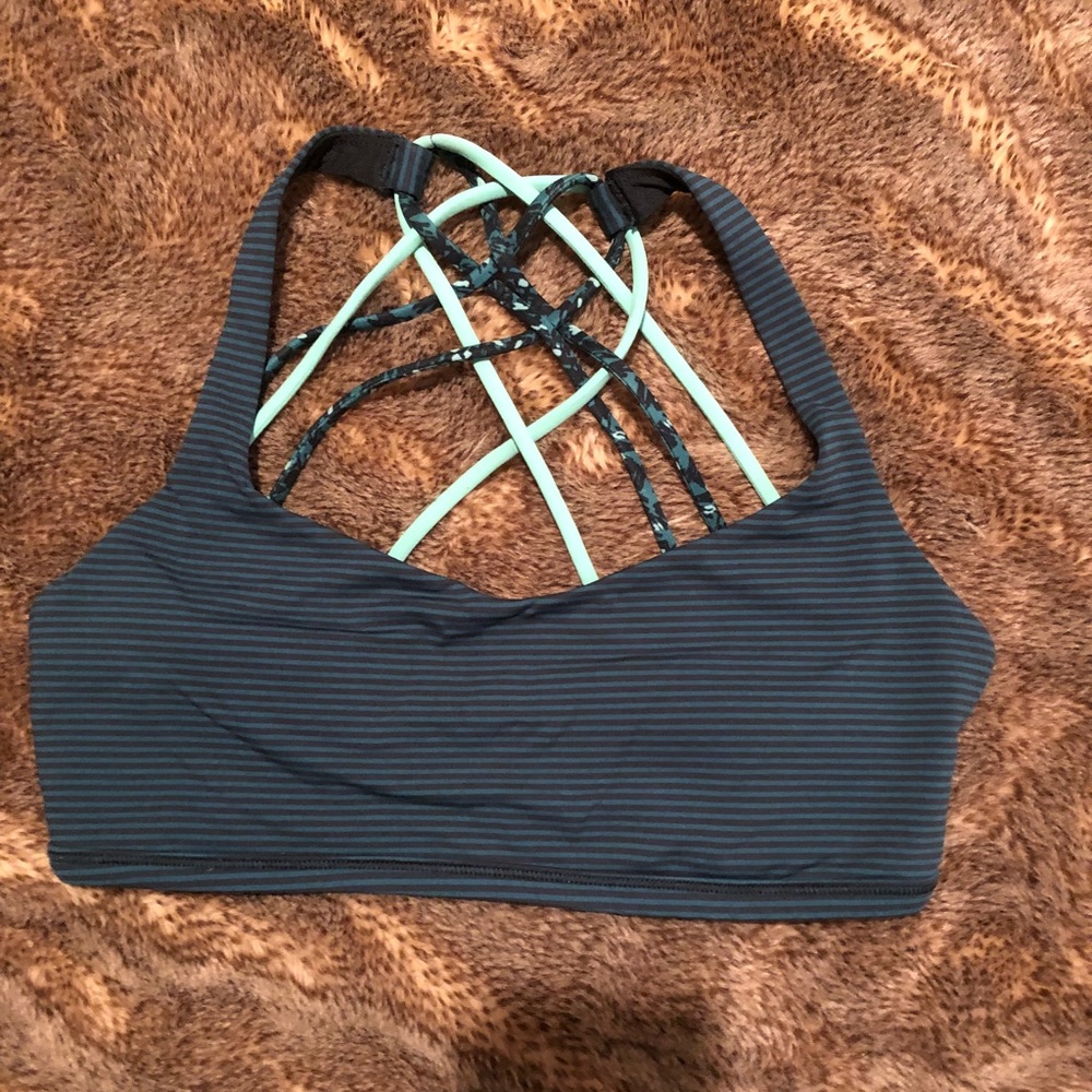 Lululemon Sports Bra Free to be Bra (wild)